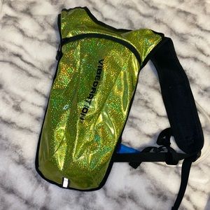 Vibedration 2L hydration bag